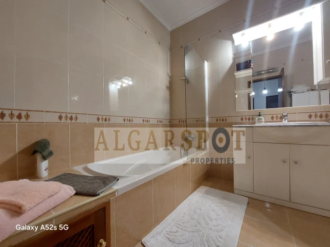 Quinta T4 para Venda em Almancil Foto 24