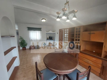 Moradia T6 para Venda em Quarteira