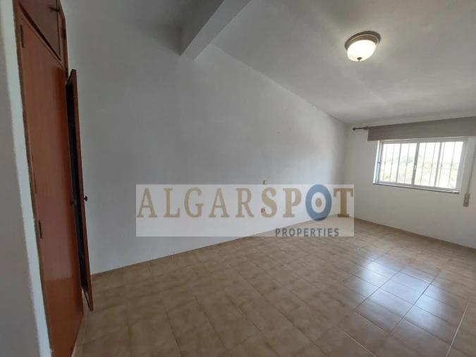 Moradia T6 para Venda em Quarteira Foto 42