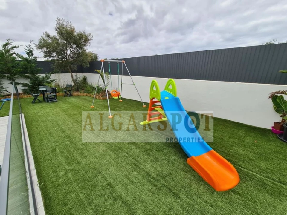 Moradia T5 para Venda em Almancil Foto 9