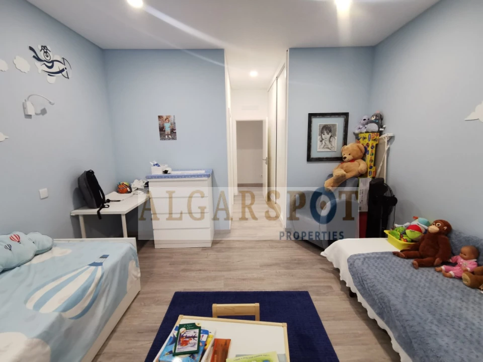 Moradia T5 para Venda em Almancil Foto 22