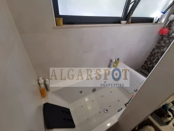 Moradia T5 para Venda em Almancil