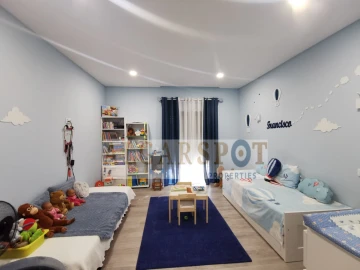 Moradia T5 para Venda em Almancil