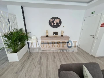 Moradia T5 para Venda em Almancil