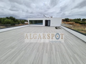 Moradia T5 para Venda em Almancil