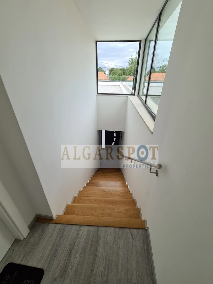 Moradia T5 para Venda em Almancil Foto 40