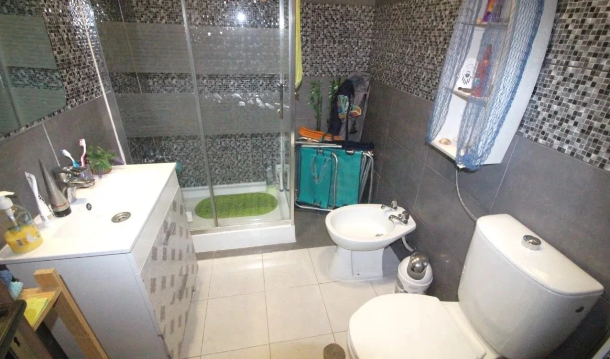 Apartamento T1 para Venda em Armação de Pera Foto 6