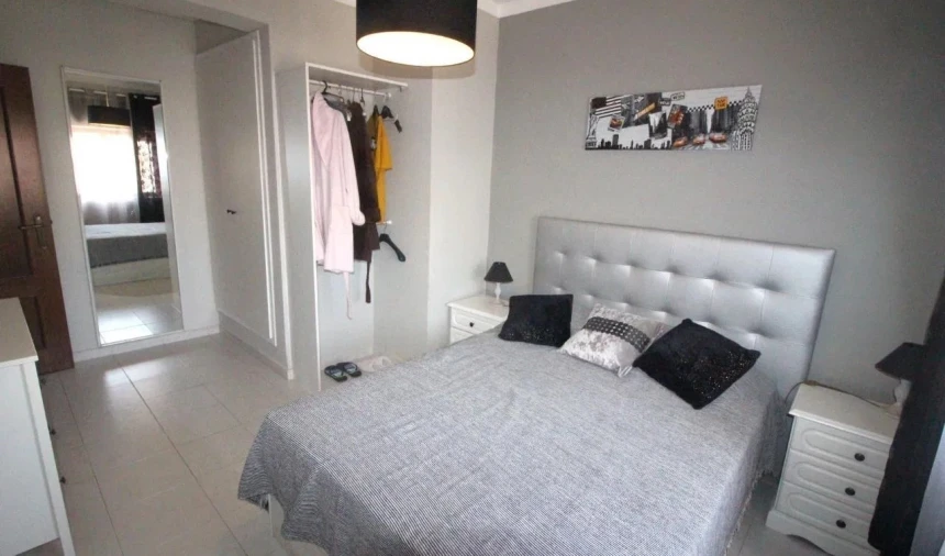 Apartamento T1 para Venda em Armação de Pera Foto 5