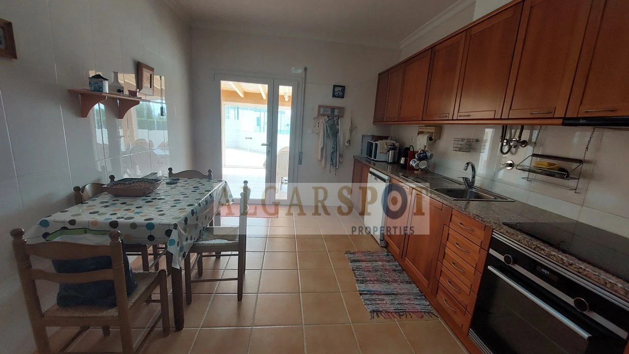 Moradia T4 para Venda em Alcantarilha e Pêra Foto 42