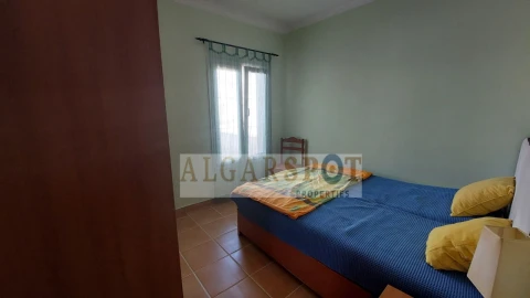 Moradia T4 para Venda em Alcantarilha e Pêra