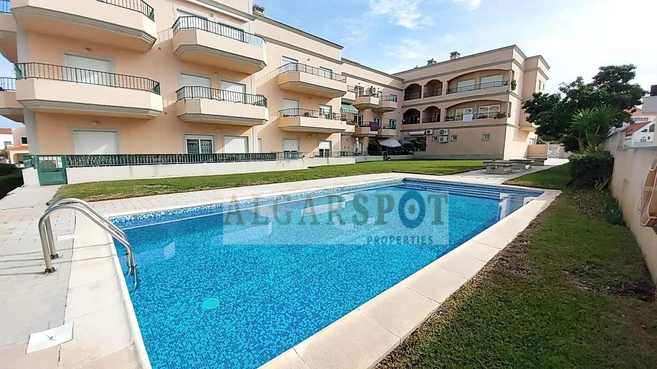 Apartamento T3 para Venda em Quarteira Foto 1