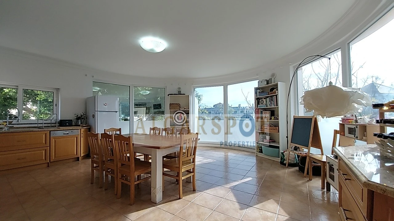 Apartamento T3 para Venda em Quarteira Foto 6
