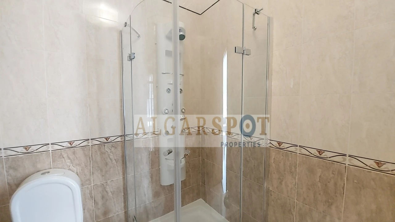 Apartamento T3 para Venda em Quarteira Foto 10