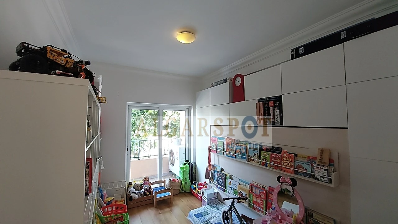 Apartamento T3 para Venda em Quarteira Foto 13
