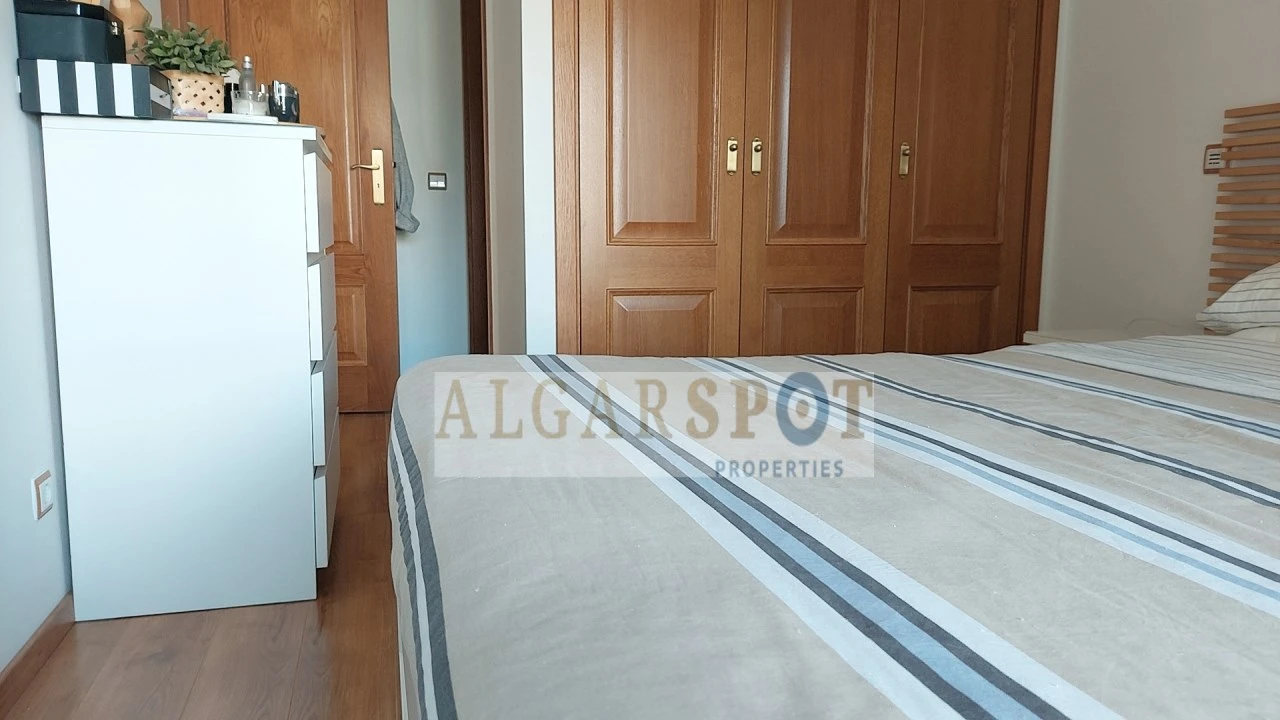 Apartamento T3 para Venda em Quarteira Foto 19