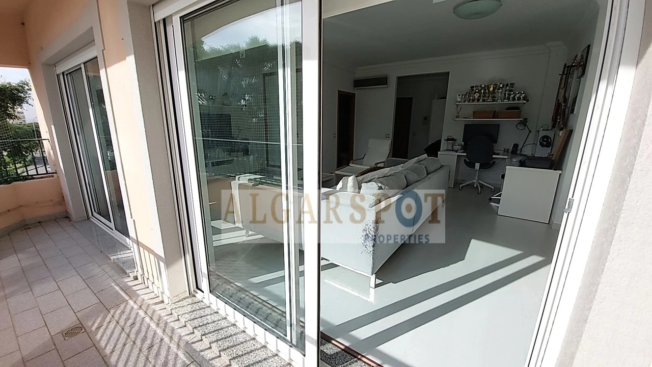 Apartamento T3 para Venda em Quarteira Foto 24