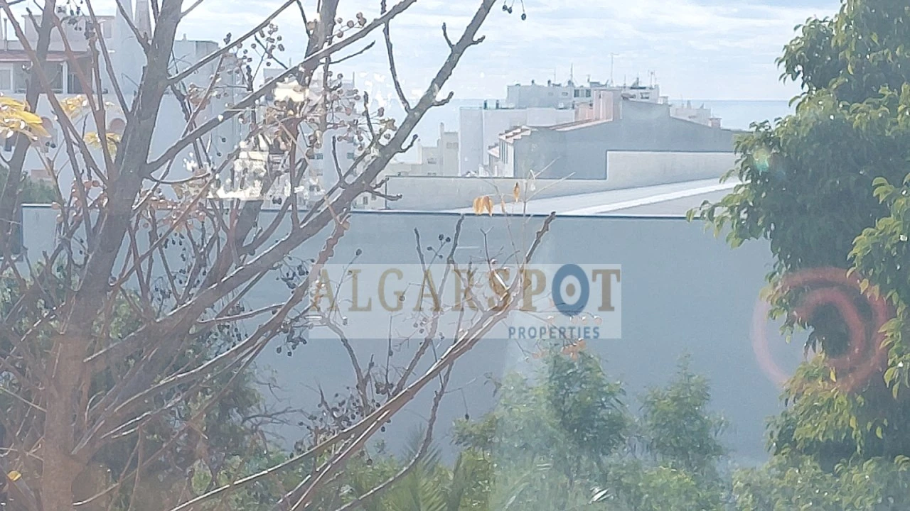 Apartamento T3 para Venda em Quarteira Foto 25