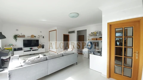 Apartamento T3 para Venda em Quarteira