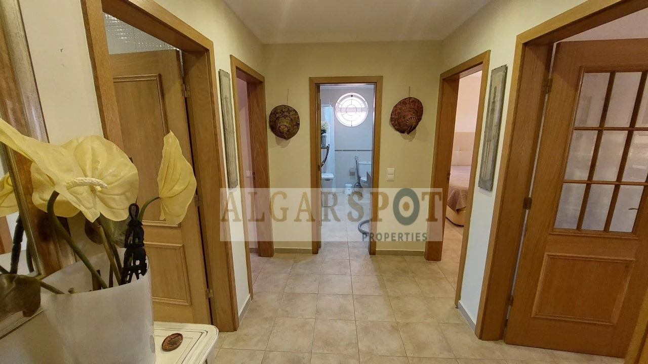 Apartamento T2 para Venda em Albufeira e Olhos de Água Foto 14