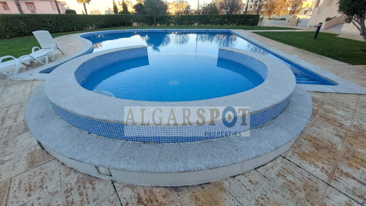 Apartamento T2 para Venda em Albufeira e Olhos de Água Foto 5