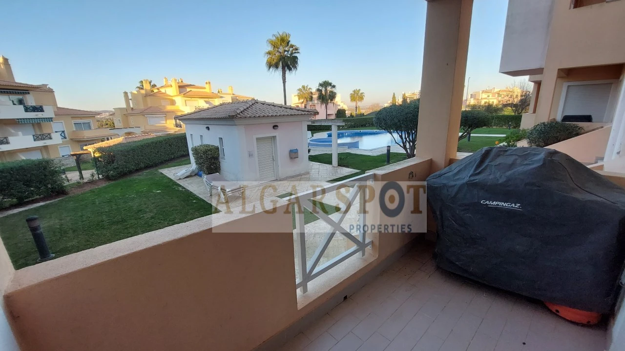 Apartamento T2 para Venda em Albufeira e Olhos de Água Foto 1