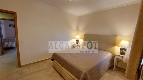 Apartamento T2 para Venda em Albufeira e Olhos de Água