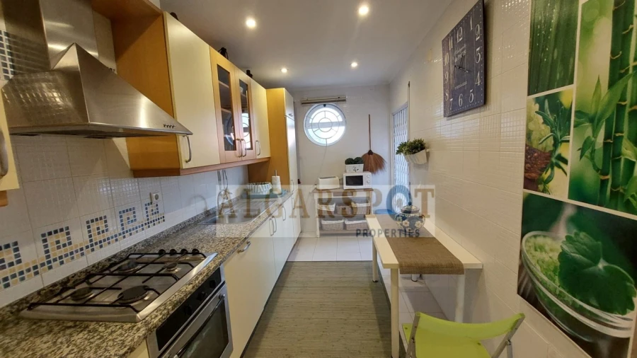 Apartamento T2 para Venda em Albufeira e Olhos de Água Foto 13