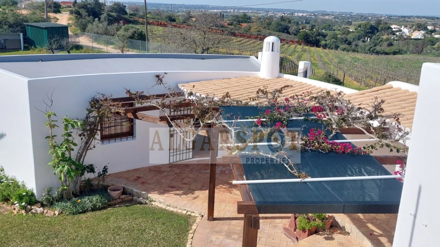 Moradia T3 para Venda em Guia Foto 5