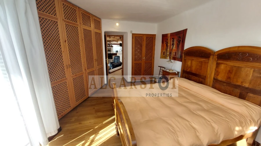 Moradia T3 para Venda em Guia Foto 12