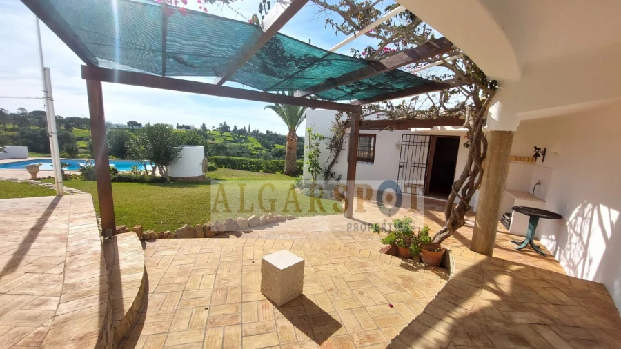 Moradia T3 para Venda em Guia Foto 39