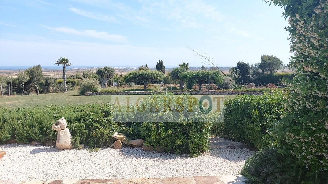 Moradia T4 para Venda em Vila do Bispo e Raposeira Foto 9