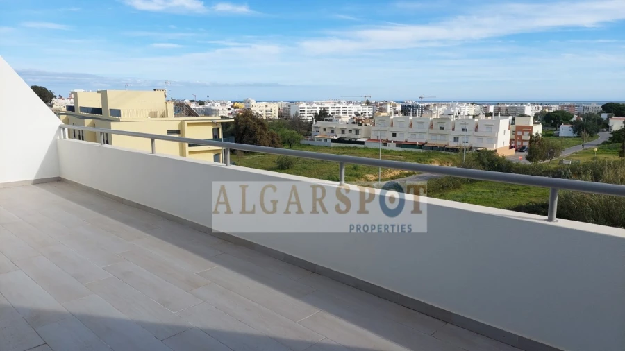 Apartamento T2 para Venda em Quelfes Foto 20