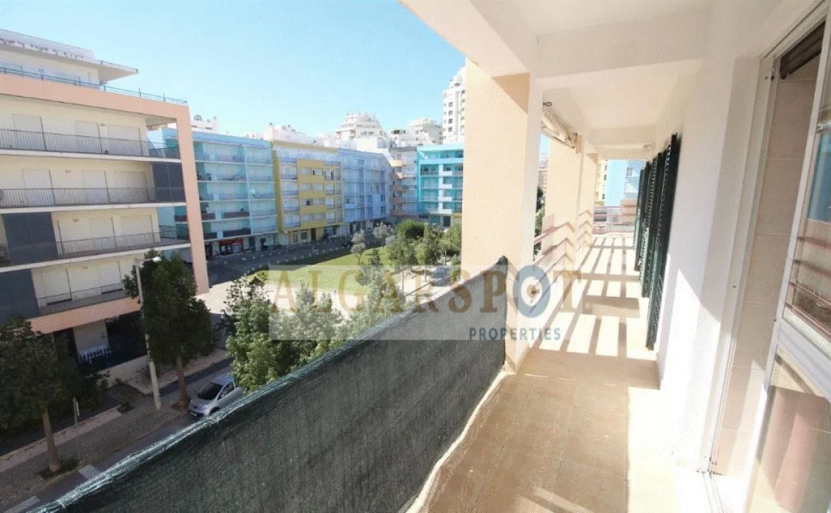 Apartamento T3 para Venda em Armação de Pera Foto 9