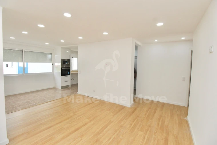 Apartamento T4 para Venda em Olhão Foto 2