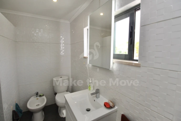 Moradia T4 para Venda em São Brás de Alportel Foto 10