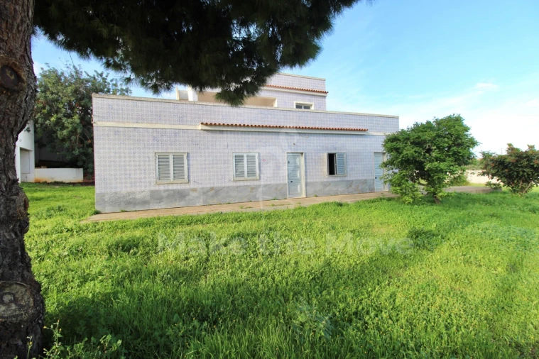 Moradia T5 para Venda em Moncarapacho e Fuseta Foto 1