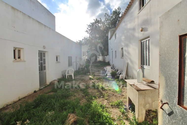 Moradia T5 para Venda em Moncarapacho e Fuseta Foto 3