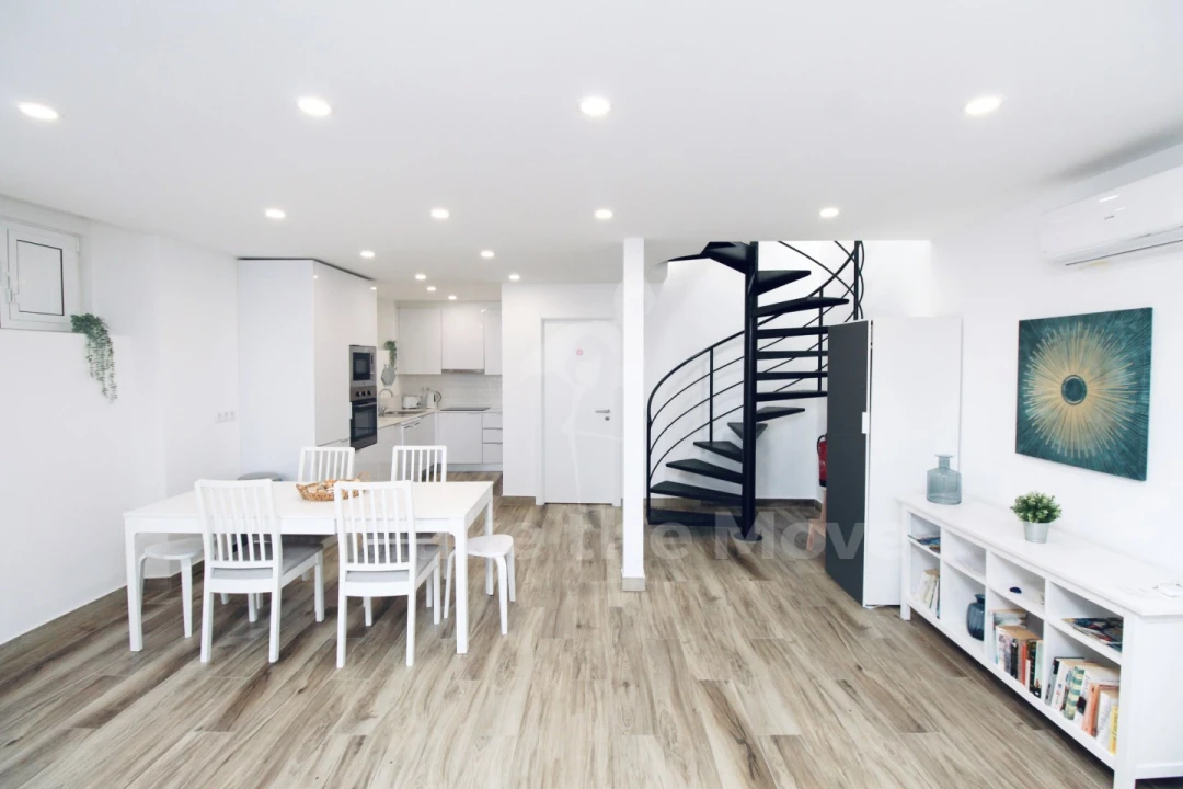 Moradia T4 para Venda em Moncarapacho e Fuseta Foto 2