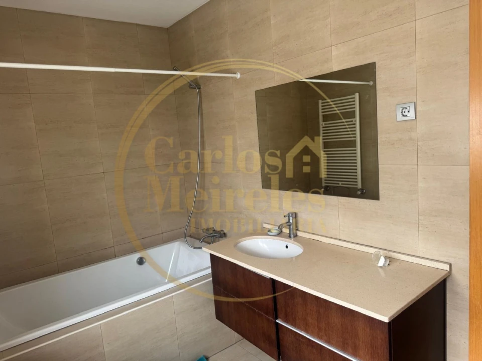 Moradia T3 para Venda em Vila Verde e Barbudo Foto 15