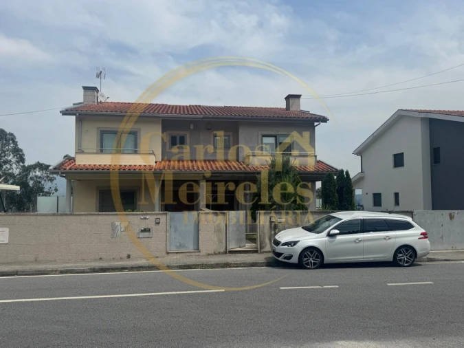 Moradia T3 para Venda em Vila Verde e Barbudo Foto 2