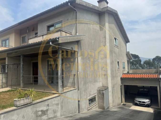 Moradia T3 para Venda em Vila Verde e Barbudo Foto 6