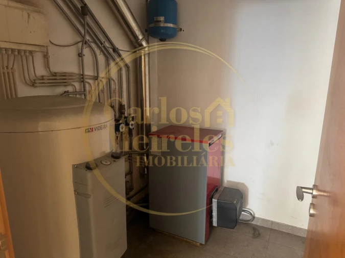 Moradia T3 para Venda em Vila Verde e Barbudo Foto 37