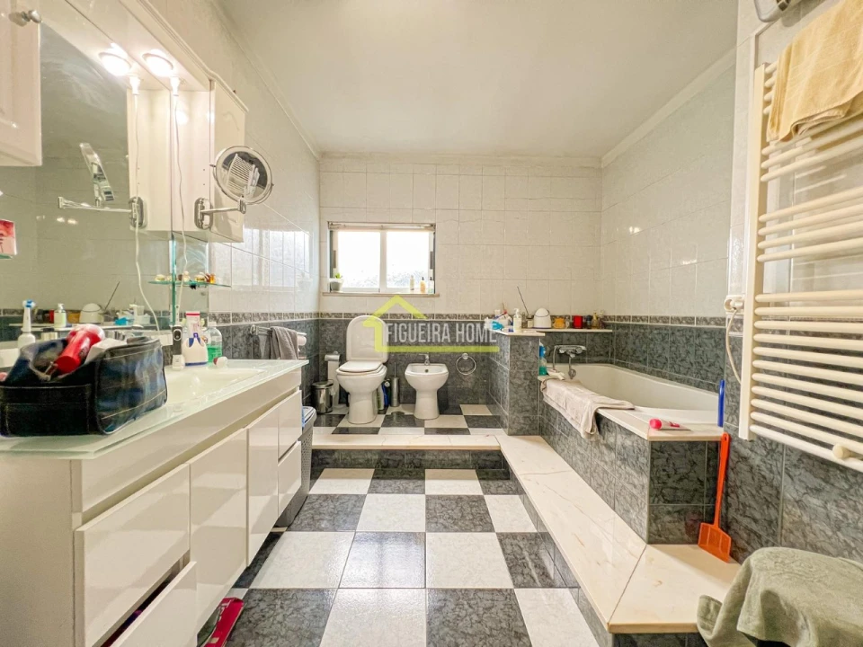 Moradia T4 para Venda em Ferreira-A-Nova Foto 30