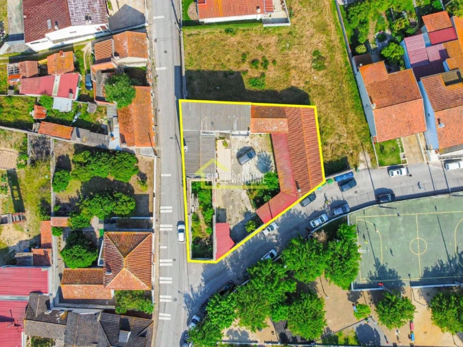 Moradia T4 para Venda em Ferreira-A-Nova Foto 3