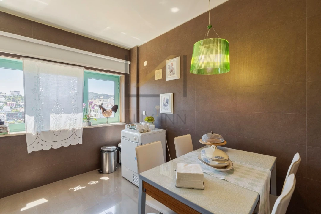 Apartamento T4 para Venda em União das Freguesias de Setúbal Foto 15