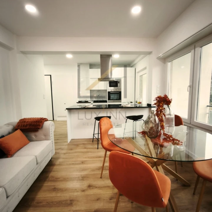 Apartamento T3 para Venda em Benfica Foto 3