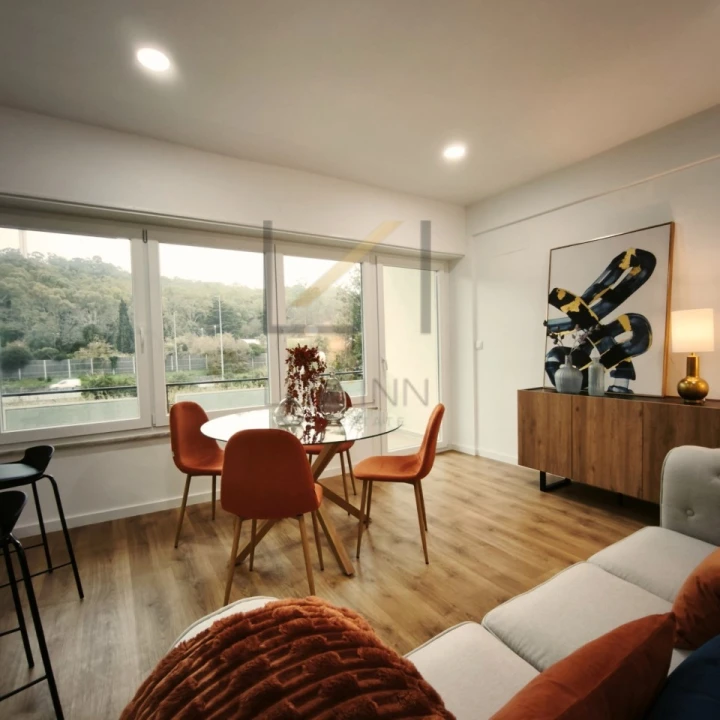 Apartamento T3 para Venda em Benfica Foto 5