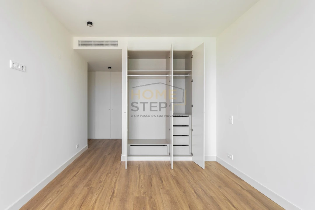 Apartamento T4 para Venda em Canidelo Foto 35
