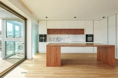 Apartamento T4 para Venda em Canidelo
