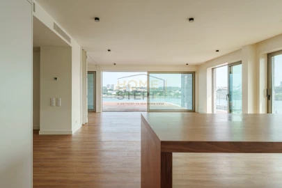 Apartamento T4 para Venda em Canidelo
